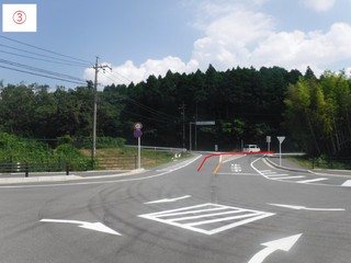 南方向から見た道路写真