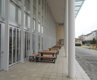 森林環境教育・木育が行える場の整備事業(総合保健福祉センターあいあい)