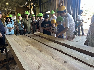 森と木材のふれあい事業(鈴鹿川等源流の森林づくり協議会)