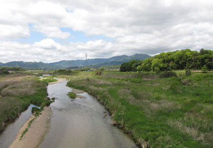 能褒野橋