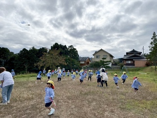 秋の遠足(３.５歳児①)