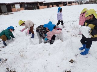 雪遊びⅡ