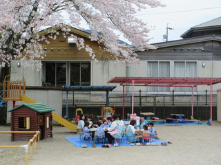 お花見給食