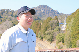 岩崎さんプロフィール