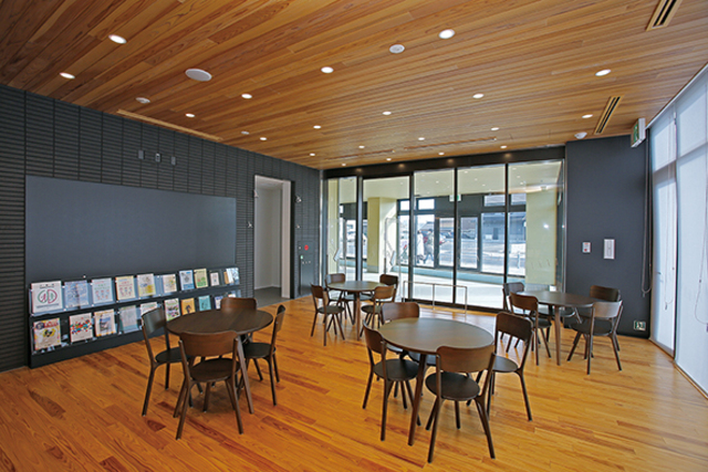 1階_休憩コーナー